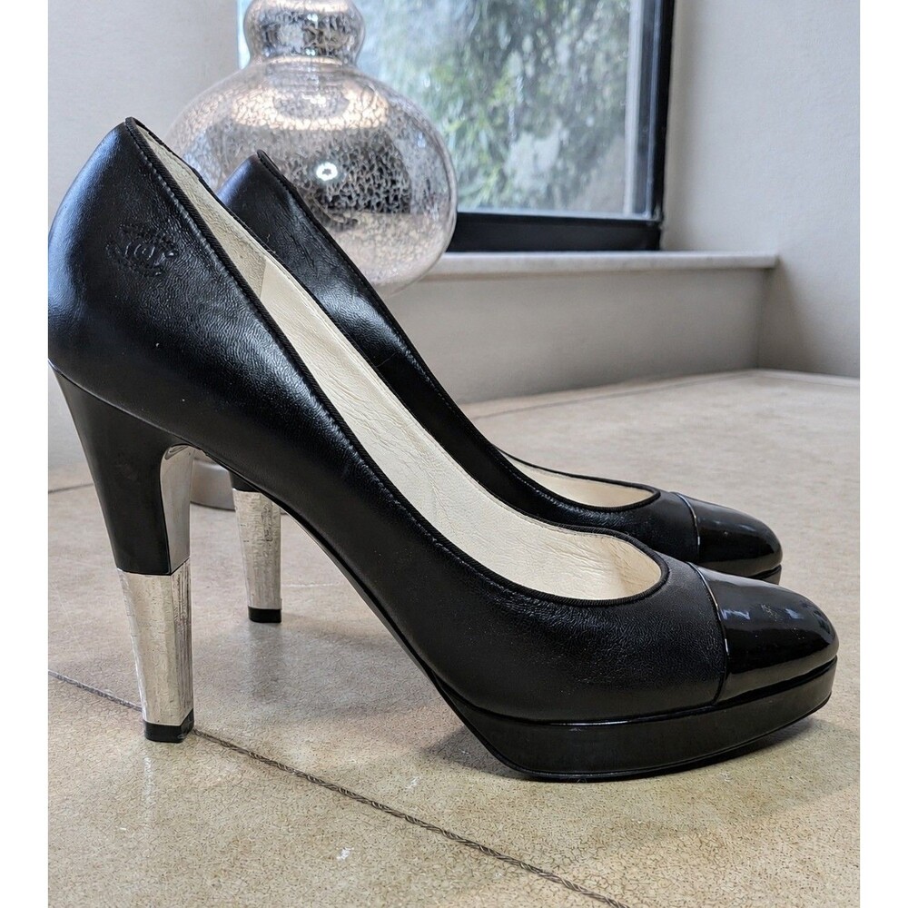 Vintage Chanel Black Cap Toe CC Logo  Leather Platform Pump Black Women Size 40
